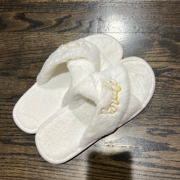 Bride fuzzy slippers - Picture 1 of 3